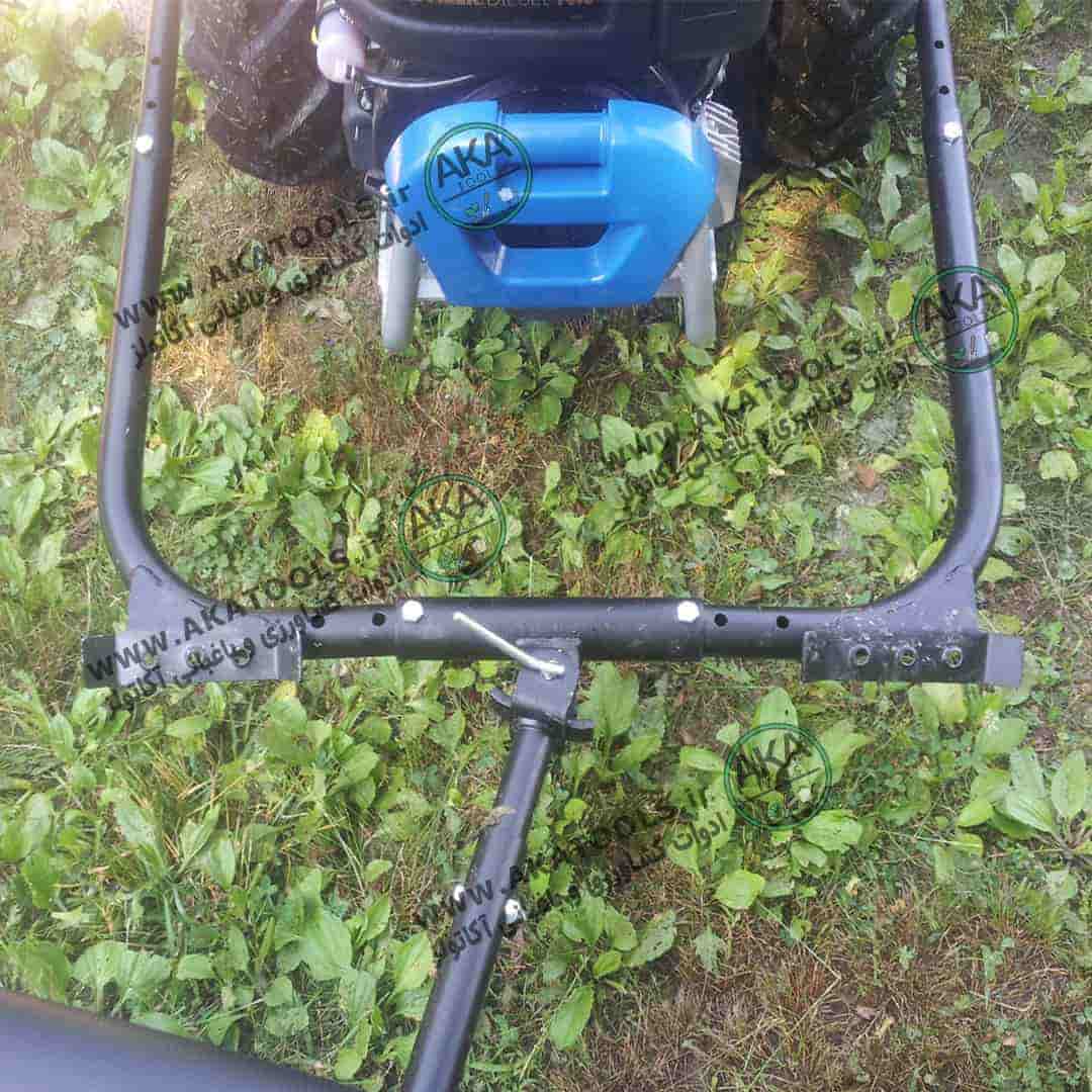 تنظیم صندلی تراکتور دوچرخ