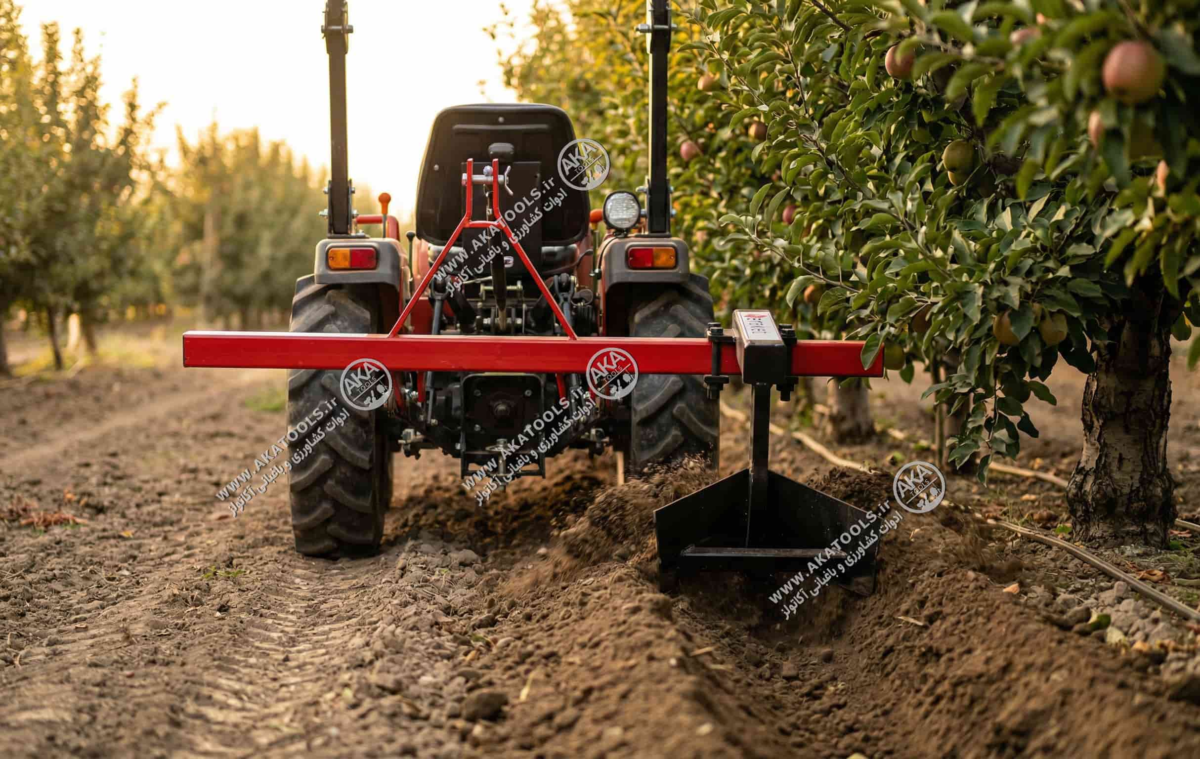 عکس از کار نهرکن یکطرفه پای درخت